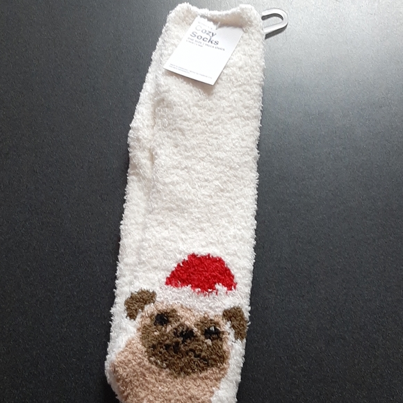 3 for $10 Old Navy Pug Cozy Socks - Picture 2 of 3
